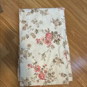 Floral Patterned Fabric flat sheet